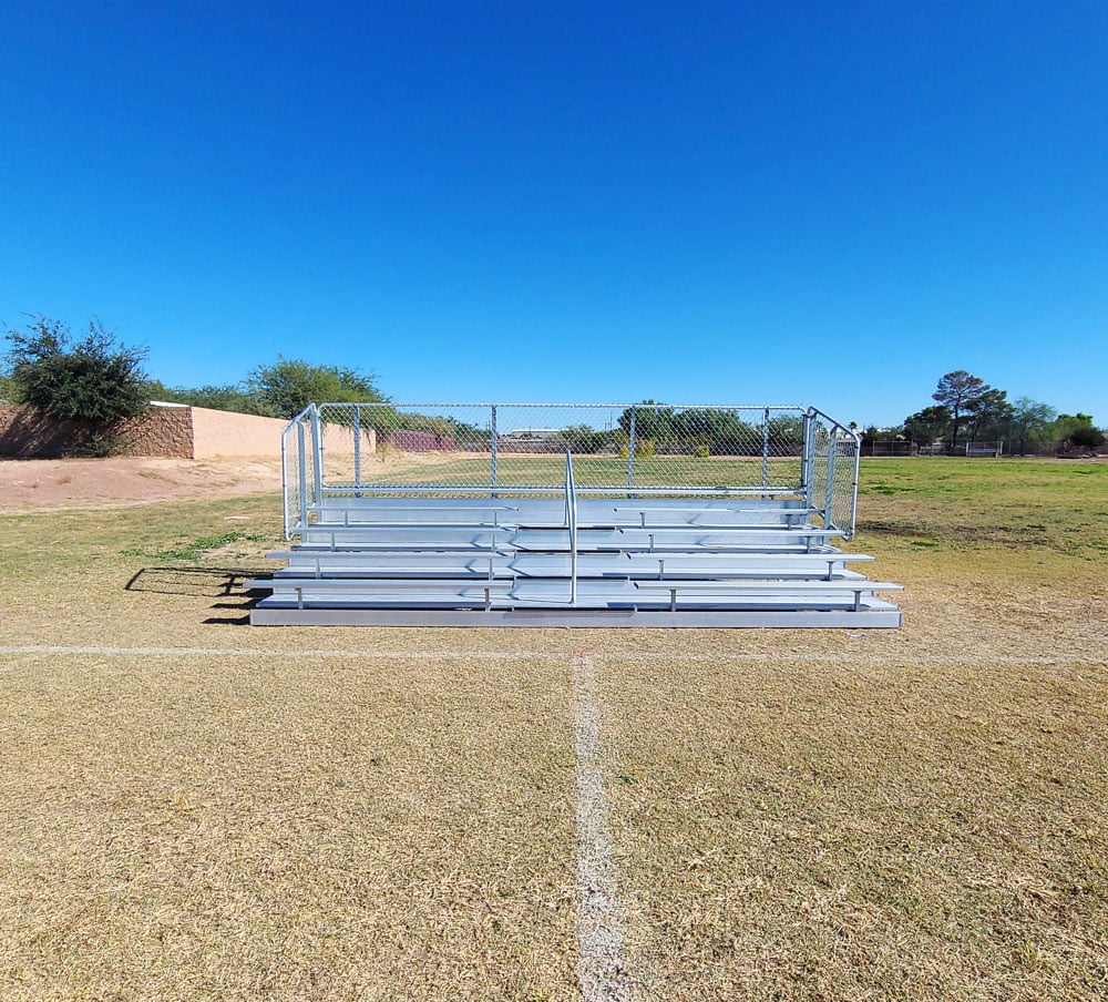 5-row-bleacher-with-aisle