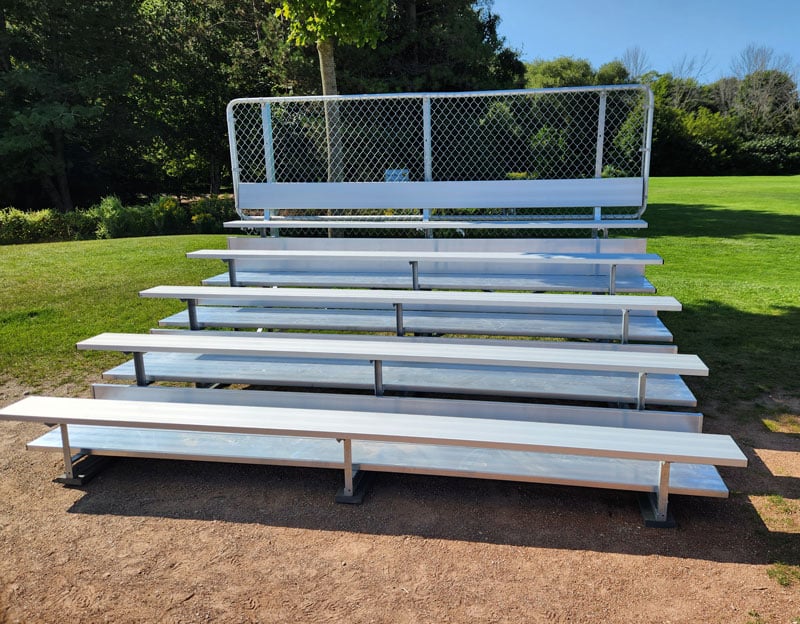 custom-bleachers-kincardine-front