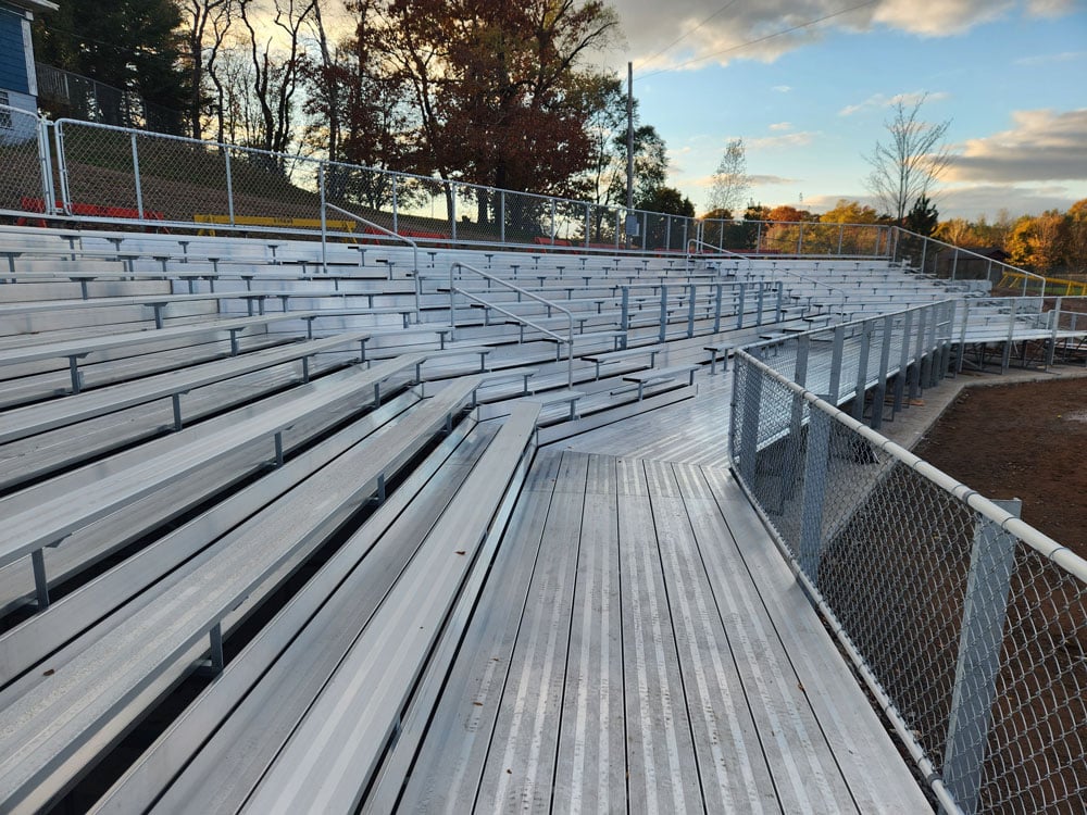 kentville-grandstand-seating
