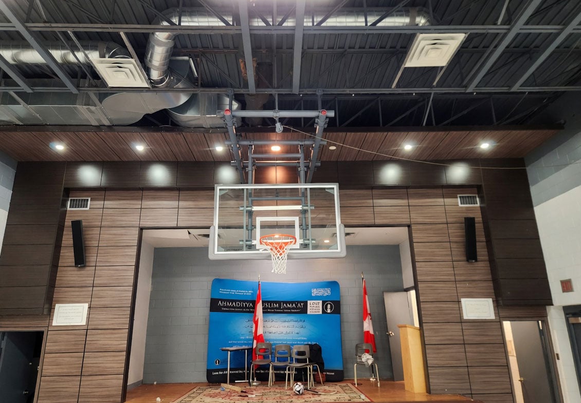 muslim-center-glass-backboards