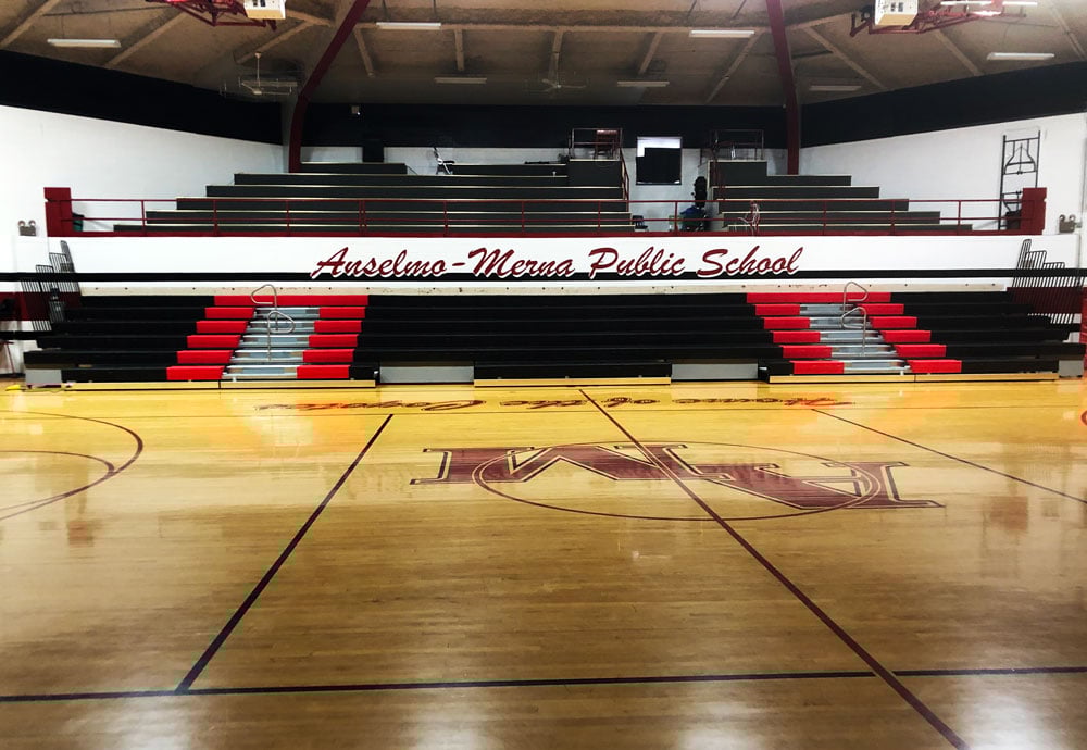 New Retractable Bleachers for the AnselmoMerna Public School