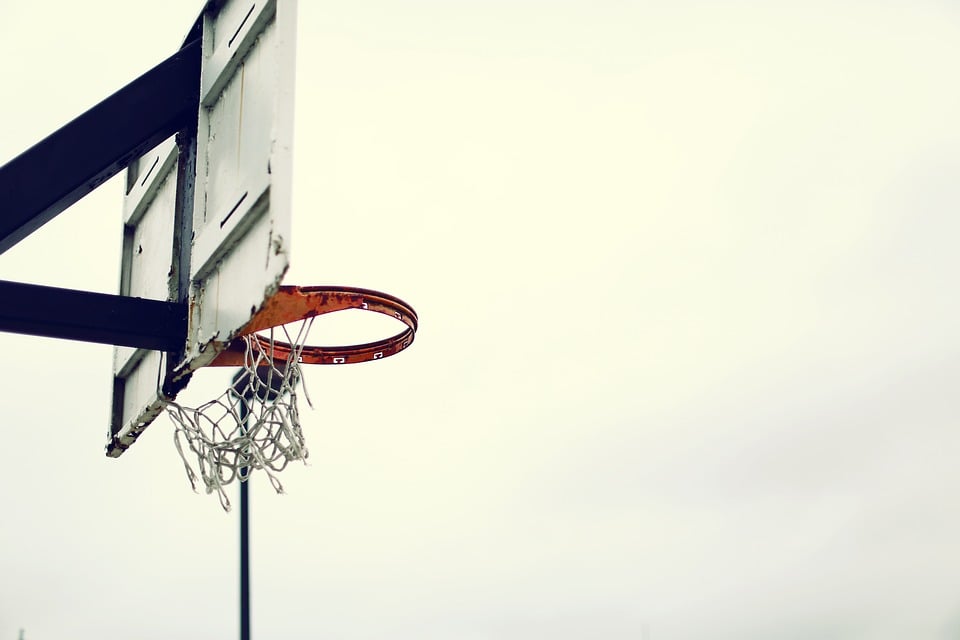 outdoor-basketball-system-in-need-of-repair