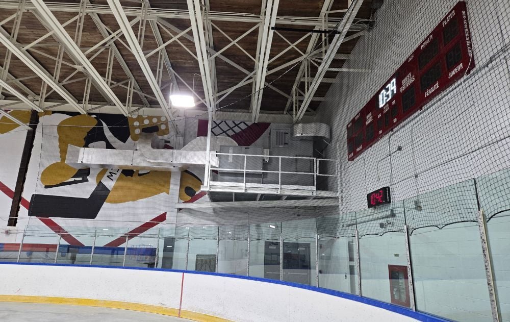 tom-brown-arena-netting-corner